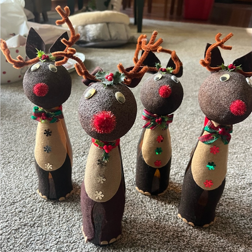 Festive Reindeer Holiday Decor Set of 4 - Brown and Red. Vintage Bottles